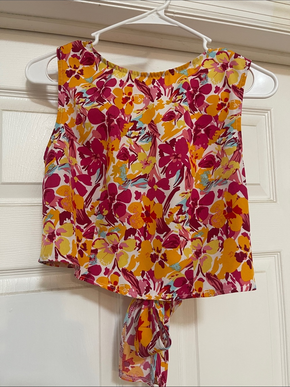 SHEIN Pink & Yellow Floral Tie-Back Crop Top
